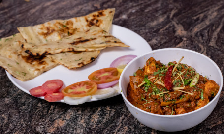 Karahi Chicken Half +1 Butter Naan