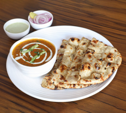 Dal Makhni Served With 2 Roti