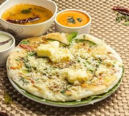 Butter Mix Veg Uthappam