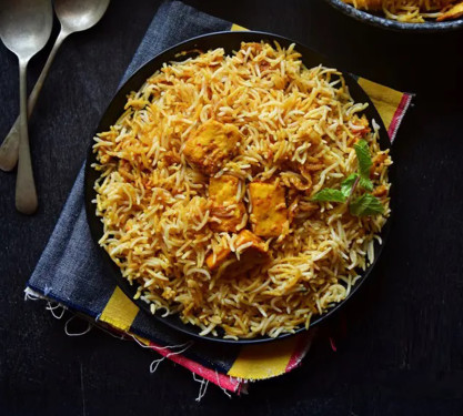 Veg Dum Biryani With Paneer