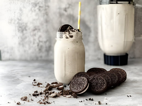 Pineapple Oreo Milkshake