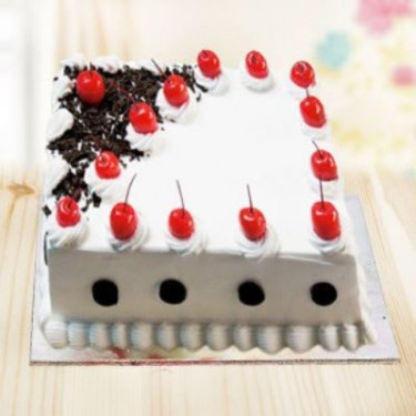Classic Black Forest(Eggless)