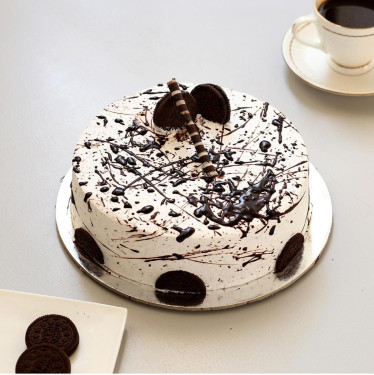 Heavenly Oreo Cookie Cake