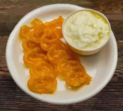 Jalebi (500 Gm) Dahi (500 Gm)