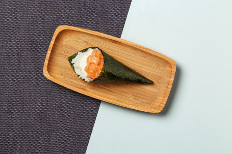 Salmon Philadelphia Temaki Piece)