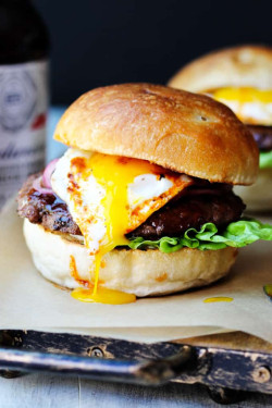 Smoky Egg Burger