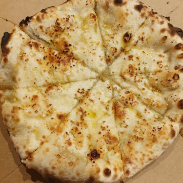 Pizza À L'ail Rôti