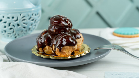 Cream Profiterole