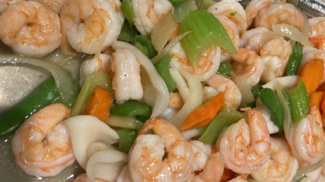 Seafood Sauteed W/Celery (S) Xī Qín Chǎo Shuāng Xiān