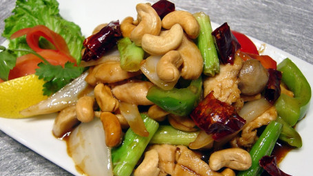 G.f. Cashew Chicken