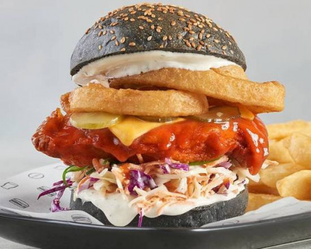 Buffalo Chicken Burger With Fries (Spicy)