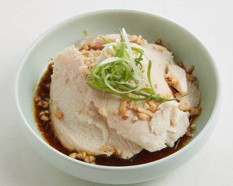 Kǒu Shuǐ Jī Poulet Vapeur Avec Sauce Chili