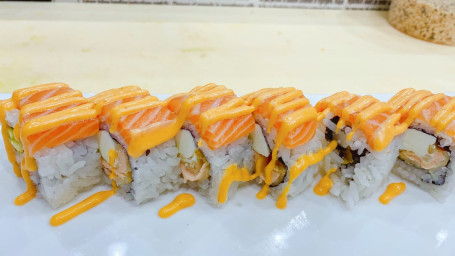 S23. Gold Salmon Roll( 8Pcs)