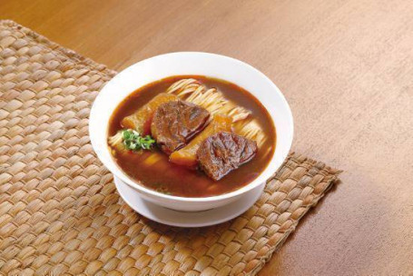 Hóng Shāo Niú Ròu Miàn Soupe de nouilles au bœuf braisé