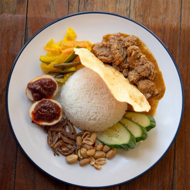 Nasi Lemak With Curry Beef