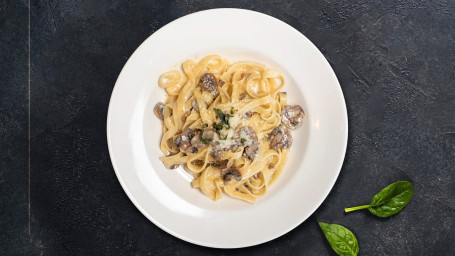 Mushroom Fettucine Alfredo Pasta