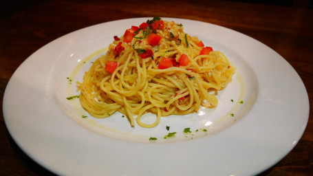 20. Aglio Olio