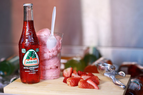 Jarritos Fraise Soda