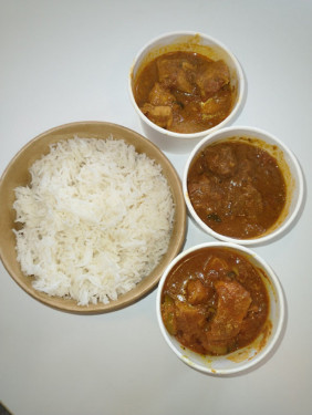 Three Meat Curries With Chapati's