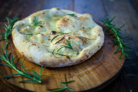 Rosemary And Garlic Bread Pizza