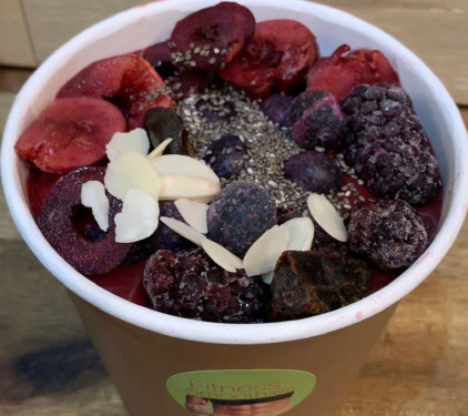 Cherry Berry Smoothie Bowl