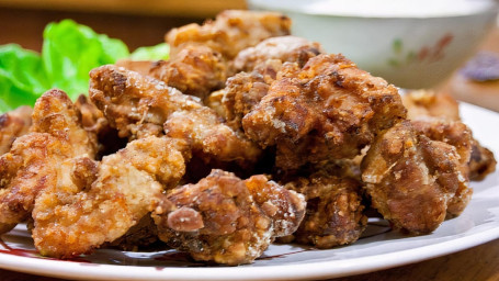 S10. Tori Karaage (8 Pcs)