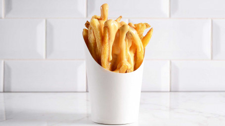 Frites Fraiches Et Fromage Fondu (Cheddar, Raclette Oignons Frits)