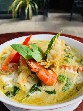 Gang Kiew Wan (Green Curry) (Gf, Me)