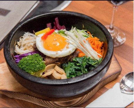 Bibimbap Aux Pierres Chaudes