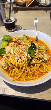 Chicken And Tiger Prawn Laksa