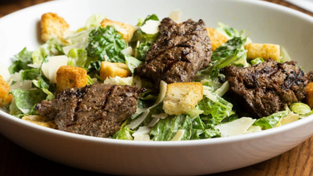 Caesar Salad With Broiled Sirloin Tips*
