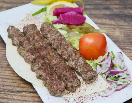 Kafta Halabiyeh (Lamb Kebab) Platter