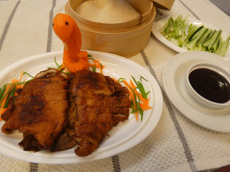 Aromatic Roast Half Duck (Boneless)