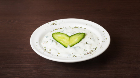 Cucumber Yoghurt Dip (V) (M)
