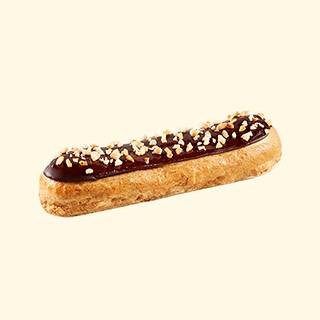 Eclair Au Chocolat Et Noisettes