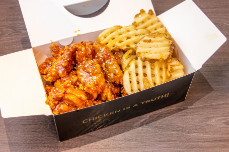 Boneless Sweet and Spicy Chicken with Waffle Chips