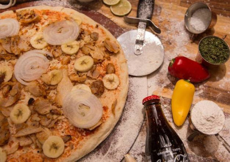 Pizza Au Poulet Et À La Poêle
