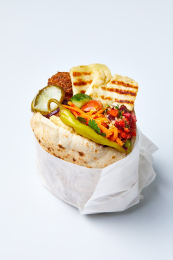 Classic Pitta W/Halloumi