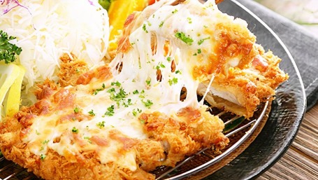 2. 치즈돈까스 Cheese Pork Cutlet