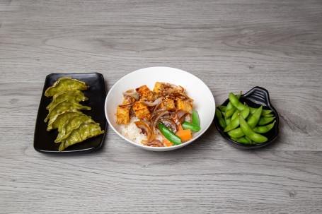 Meal L (Tofu Teriyaki Yakisoba (Egg Noodle Or Udon), Spinach Gyoza (6Pcs), Edamame Beans