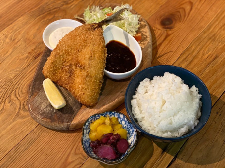 Zhà Chí Yú Dìng Shí Deep Fried Horse Mackerel Rice Set