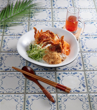 Sū Zhà Ruǎn Ké Xiè Lāo Méng Cold Vermicelli With Soft Shell Crab