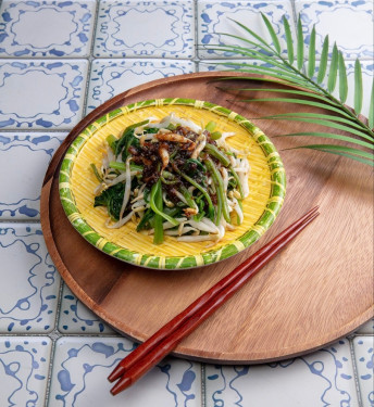 Lǜ Bái Mǎ Lā Zhǎn Jiàng Yí Bǎo Yá Cài Shí Shū Vegetable And Ipoh Sprout With Belacan