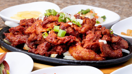 Dwaeji Bulgogi: Spicy Bbq Pork 돼지불고기