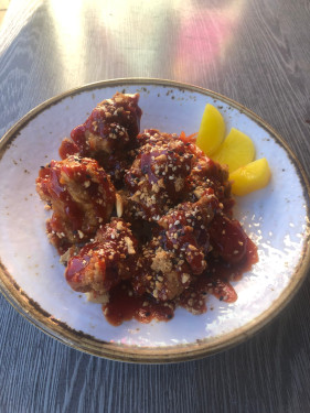 Korean Fried Chicken With Sweet And Spicy Sauce