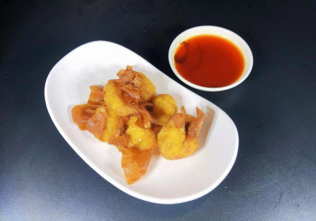 Deep Fried Crispy Wonton (6 Pieces) (Prawns And Pork) Zhà Yún Tūn