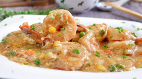 L243. Shrimp With Lobster Sauce