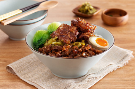 Màn Zhǔ Zhū Ruǎn Gǔ Lǔ Ròu Fàn Slow Cooked Pork Cartilage W/ Braised Pork Rice