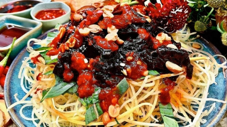 Gỏi Du Đủ Khô Bò Đen/Papaya Salad With Beef