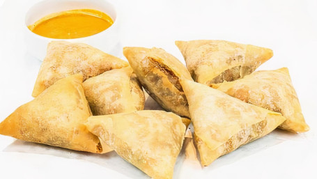 Fried Samosa (8) *Vegetarian